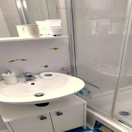 Apartman Charming Beachfront - One Bedroom