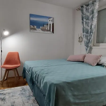 Charming Beachfront - One Bedroom Crikvenica